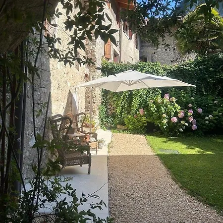 Ai Castagni Bed and Breakfast