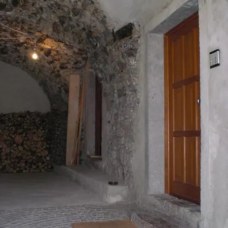 Ai Castagni Bed & Breakfast Tenno